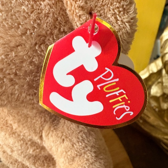 This is a Ty Pluffies "Beary Merry" the Bear plush toy 🧸 - Picture 6 of 10